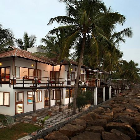 36 Palms Boutique Retreat Hotell Cherai Beach Exteriör bild