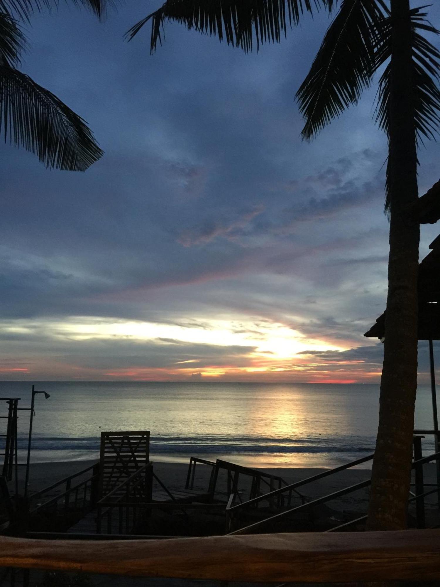 36 Palms Boutique Retreat Hotell Cherai Beach Exteriör bild