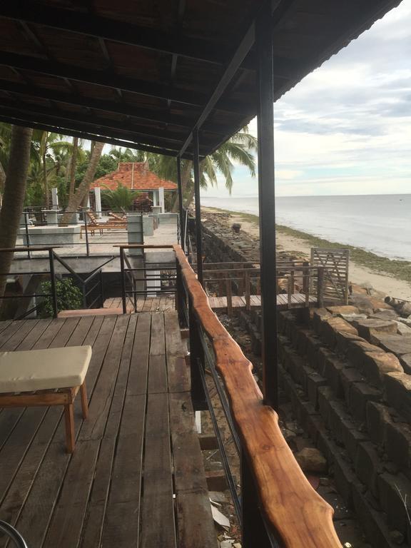 36 Palms Boutique Retreat Hotell Cherai Beach Exteriör bild
