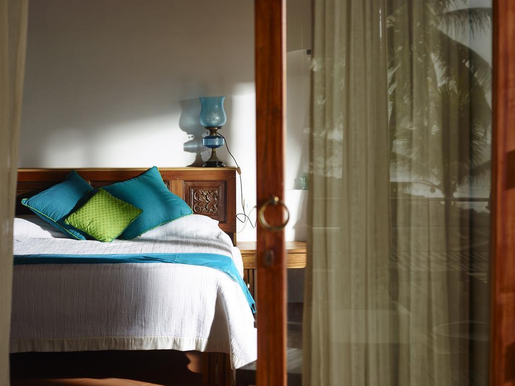 36 Palms Boutique Retreat Hotell Cherai Beach Exteriör bild
