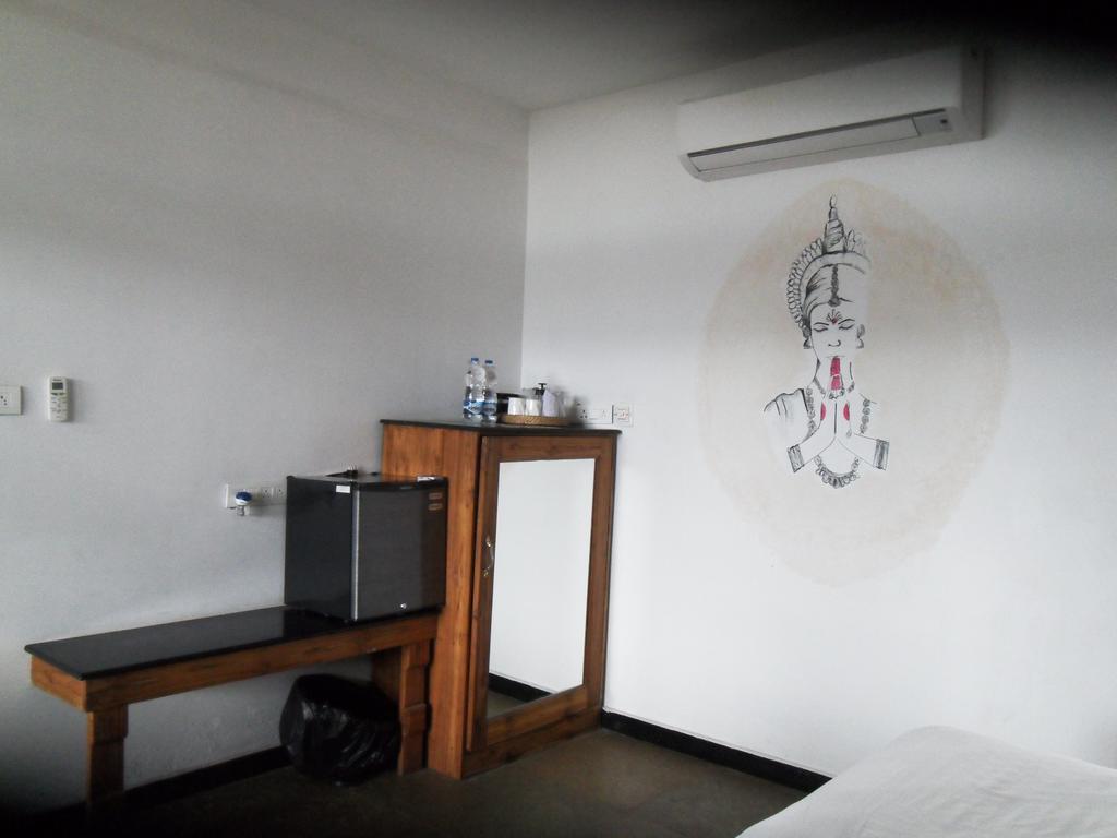 36 Palms Boutique Retreat Hotell Cherai Beach Exteriör bild