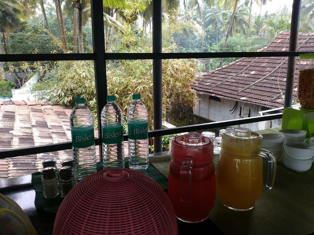 36 Palms Boutique Retreat Hotell Cherai Beach Exteriör bild