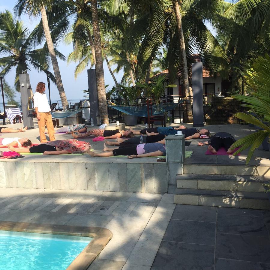 36 Palms Boutique Retreat Hotell Cherai Beach Exteriör bild