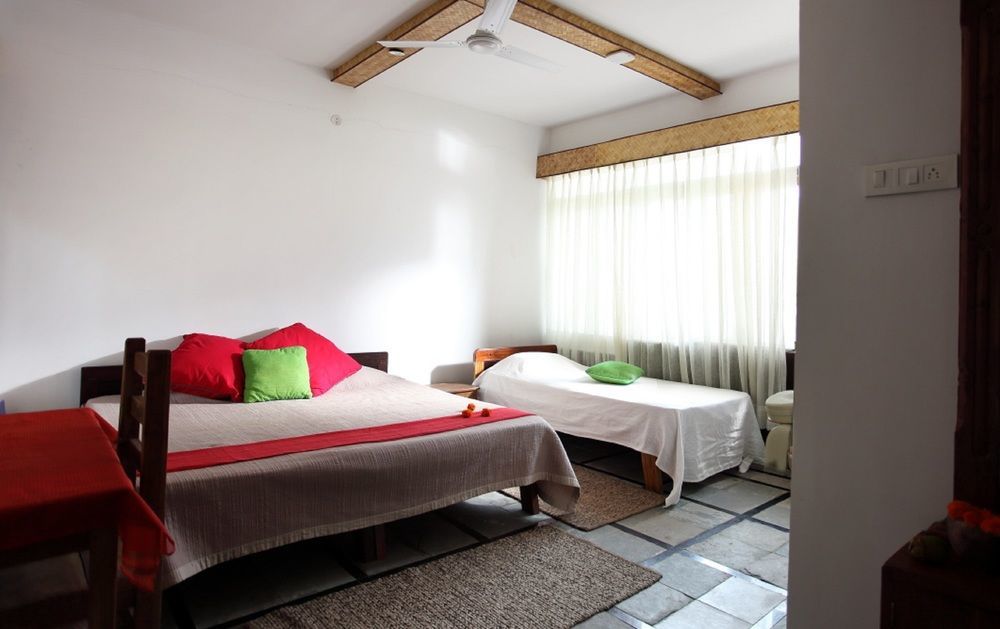 36 Palms Boutique Retreat Hotell Cherai Beach Exteriör bild