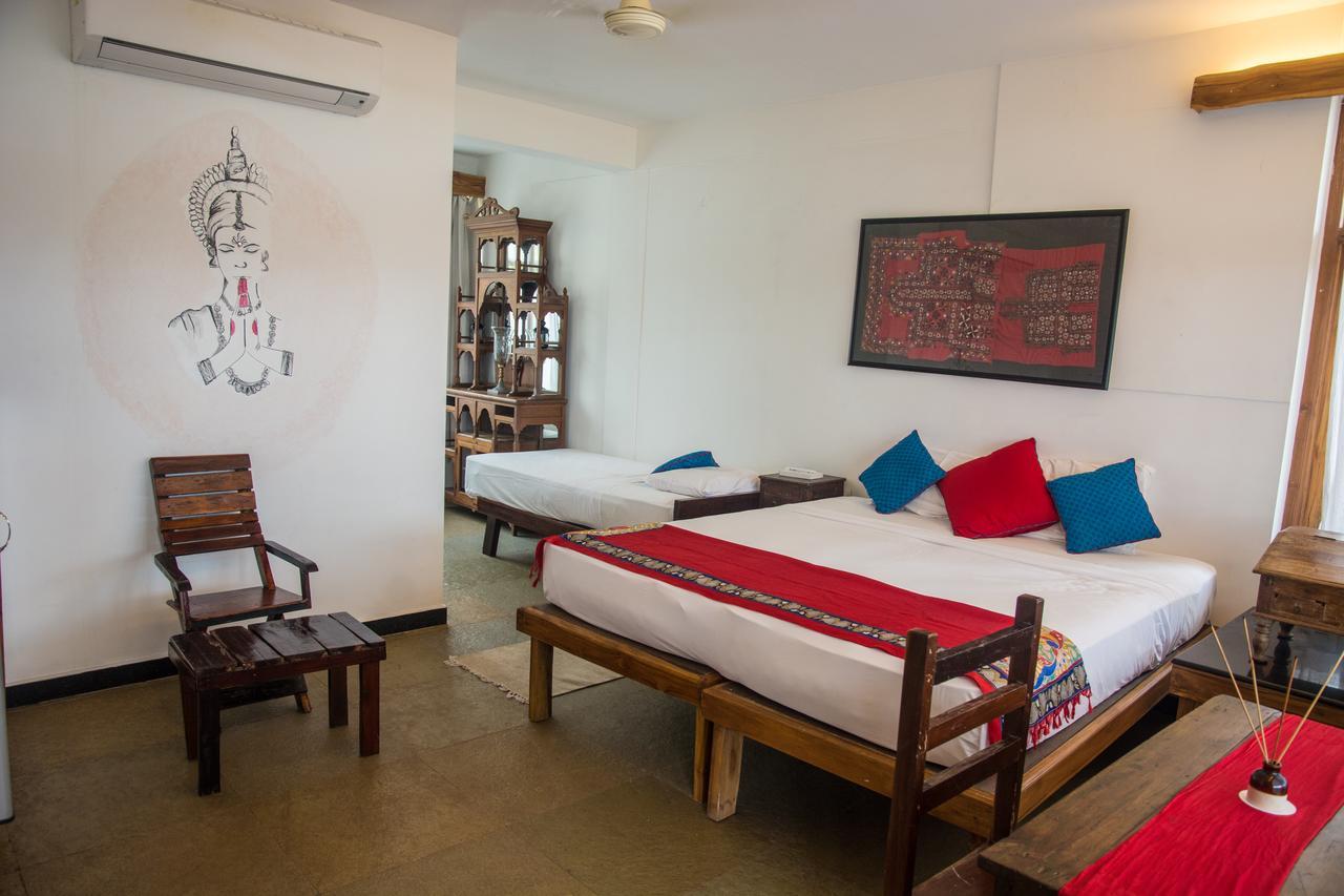 36 Palms Boutique Retreat Hotell Cherai Beach Exteriör bild